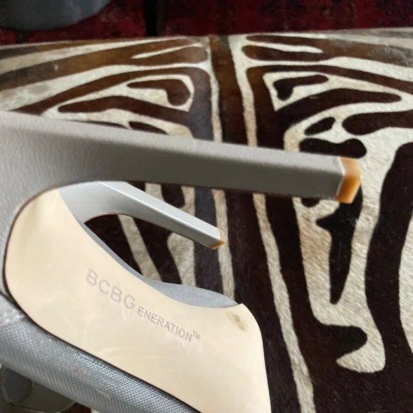 New  BCBG Mary Jane mesh heel sandles - Picture 6 of 7